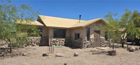 820 S Elfrida Road, Golden Valley, AZ 86413