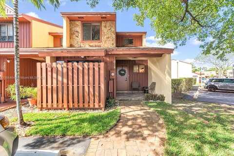 11Th, DANIA, FL 33004