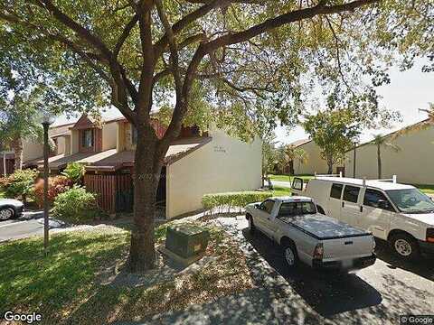 11Th, DANIA, FL 33004