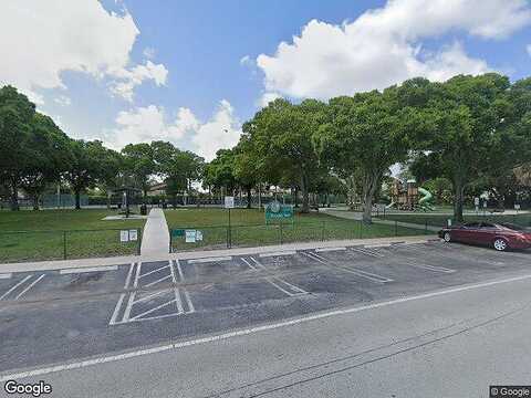 Pine Tree, GREENACRES, FL 33463
