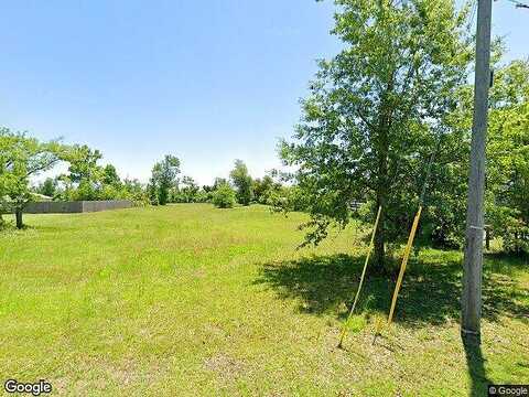 Arrow St, Panama City, FL 32404