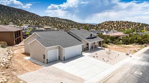 1152 E Smokey Trail Way, Cedar City, UT 84721