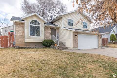 4736 S 2675 W, Roy, UT 84067