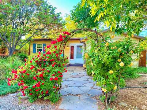 168 S 100 W, Moab, UT 84532