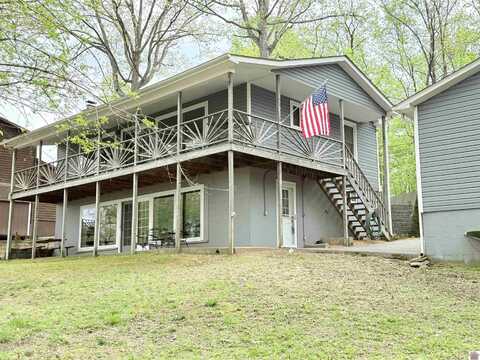 195 Peachtree Dr, Benton, KY 42025