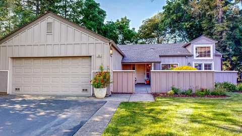 18001 Harvard Court, Sonoma, CA 95476