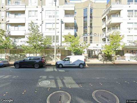 110Th, BELLEVUE, WA 98004