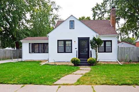 5Th, SAINT PAUL, MN 55119