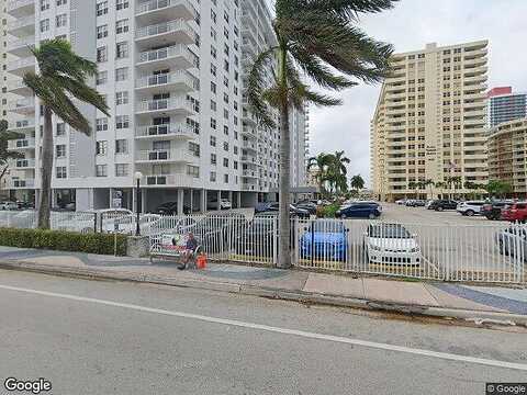 Ocean, HALLANDALE BEACH, FL 33009