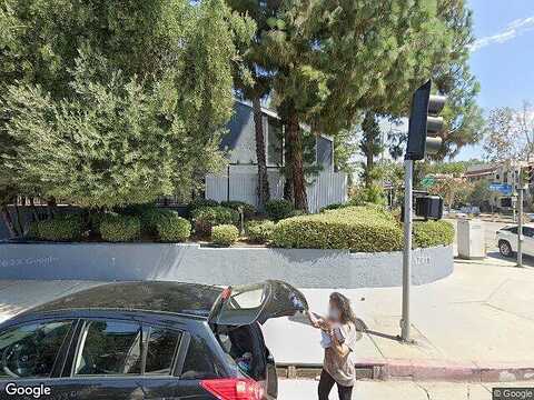 Margate St, Encino, CA 91316