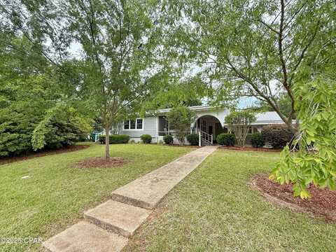 8004 Church Street, Sneads, FL 32460