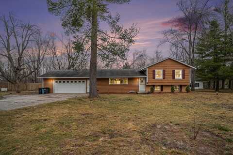 2038 Maple Grove Road, Cheboygan, MI 49721