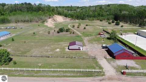 6112 N Old 27, Frederic, MI 49733