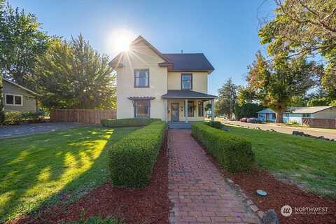 Court, PROSSER, WA 99350