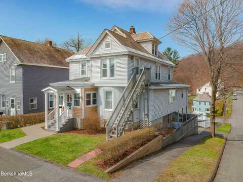 91 Hathaway St, North Adams, MA 01247