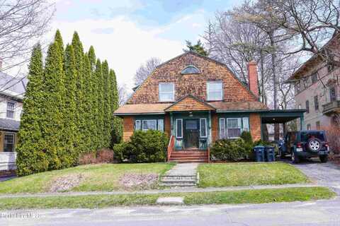 145 Bartlett Ave, Pittsfield, MA 01201