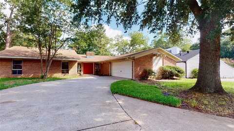 2702 Apple Creek Circle, Bryan, TX 77802