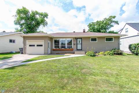 16Th, MOORHEAD, MN 56560
