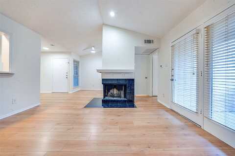 Preston Road #527, Dallas, TX 75254