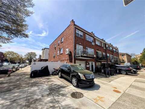 46 Rutherford Place, Brooklyn, NY 11214