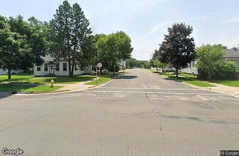 10Th Street, Marinette, WI 54143
