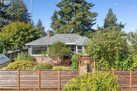40Th, PORTLAND, OR 97211