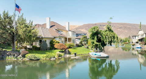 Evergreen, YAKIMA, WA 98902
