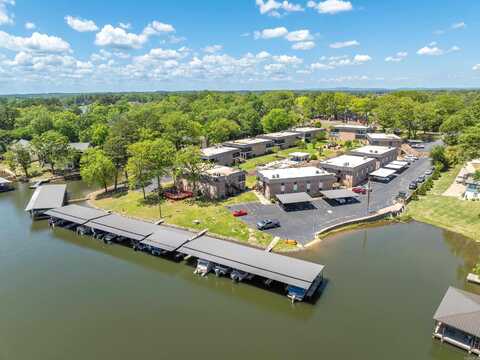 1135 Twin Points Road, Hot Springs, AR 71913