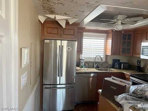Gulf, SANIBEL, FL 33957