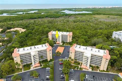 Cedarwood Ln, Naples, FL 34110