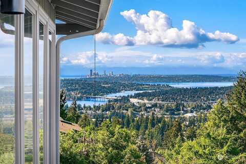 44Th, BELLEVUE, WA 98006