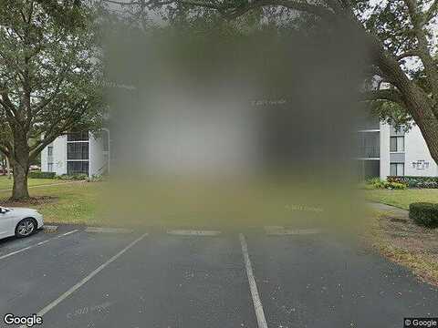 Pine Ridge Cir E, Tarpon Springs, FL 34688