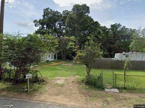 Link Circle, Pensacola, FL 32514