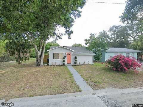 14Th, SAINT PETERSBURG, FL 33711