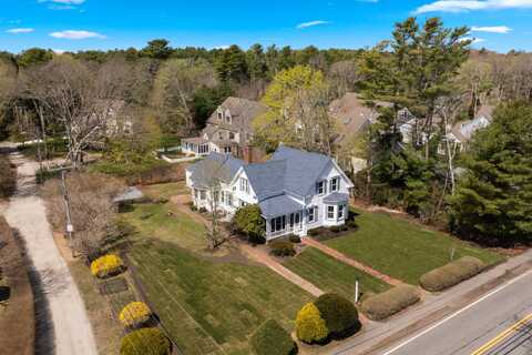 689 Main Street, Cotuit, MA 02635