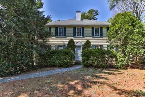 49 Colonial Way, West Barnstable, MA 02668