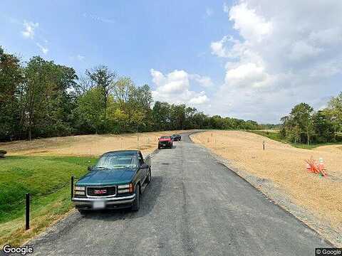 Shannon Drive South, GREENCASTLE, PA 17225