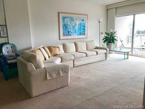 Ocean, HALLANDALE BEACH, FL 33009