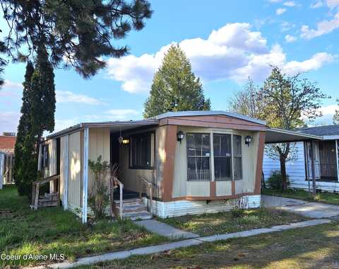9231 N STARR LOOP, Hayden, ID 83835