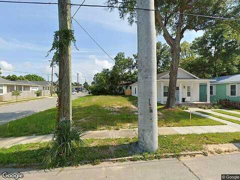 W Jackson St, Pensacola, FL 32501