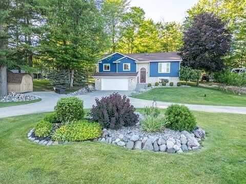 1540 COMPTON, Gladwin, MI 48624