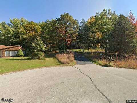 Cabin, SUAMICO, WI 54313