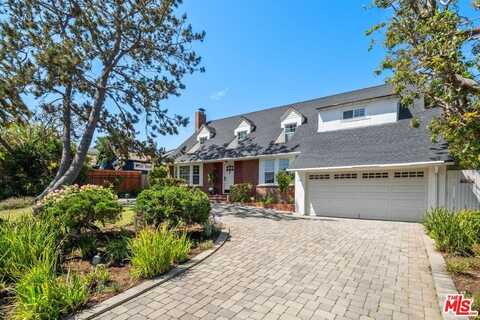 135 N Canyon View Dr, Los Angeles, CA 90049