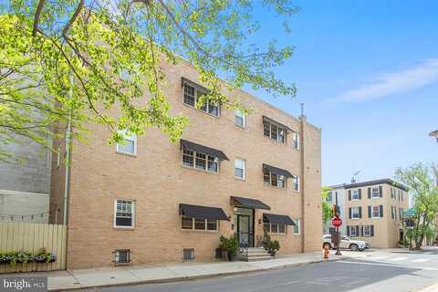Lombard St, Philadelphia, PA 19146