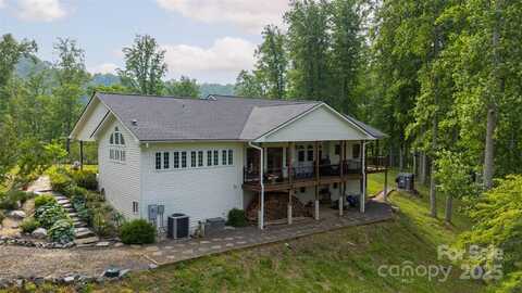 12 Riverview Drive, Bakersville, NC 28705
