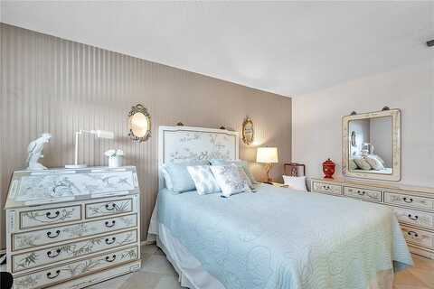 Terrace Park, SAINT PETERSBURG, FL 33709