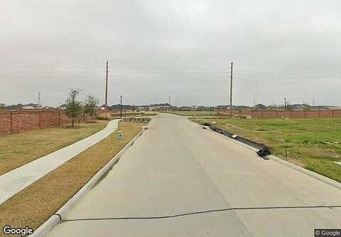Blue Pool Dr, Katy, TX 77493