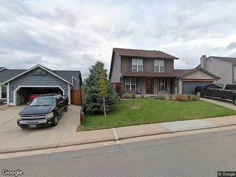 E Powers Cir N, Centennial, CO 80015