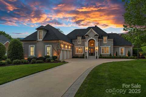 19216 Peninsula Shores Drive, Cornelius, NC 28031