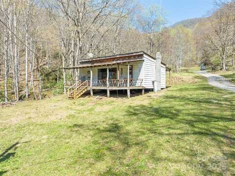 2679 Chastine Creek Road, Cullowhee, NC 28723